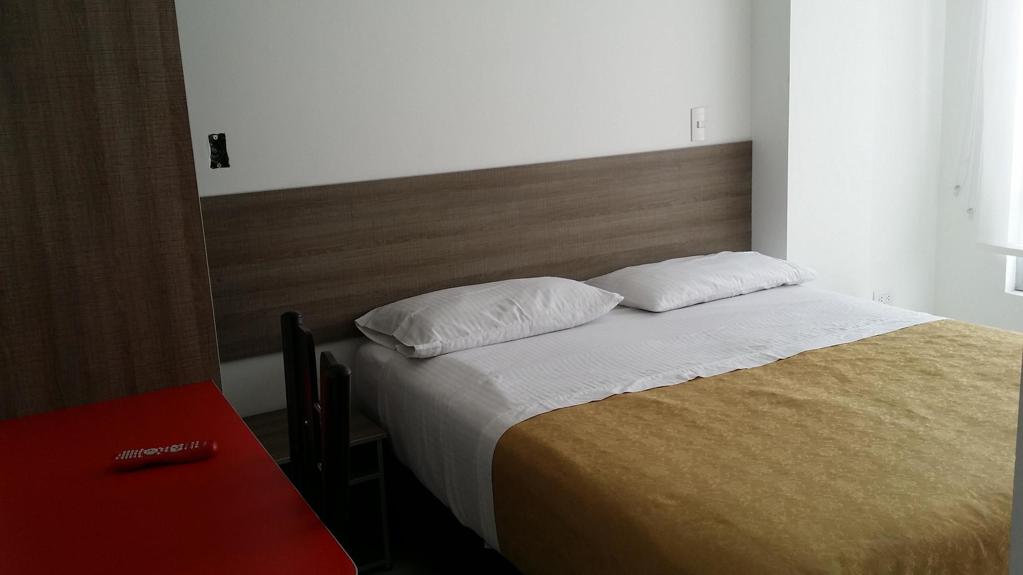 A Bogota On Holidays By Open - Hotel Ngoại thất bức ảnh