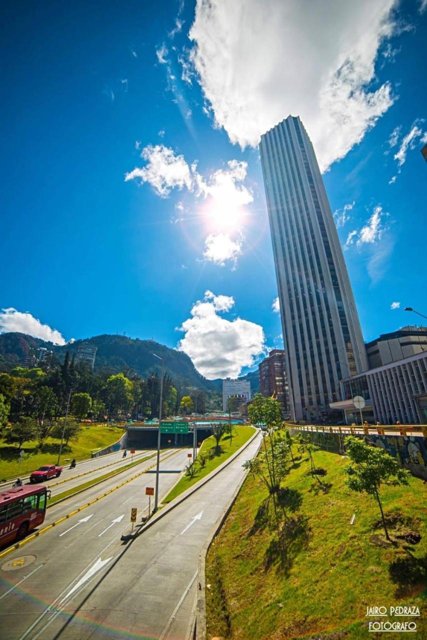 A Bogota On Holidays By Open - Hotel Ngoại thất bức ảnh